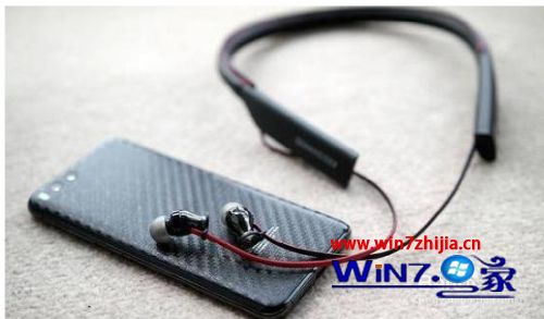 蓝牙耳机怎样用 蓝牙耳机使用方法图解