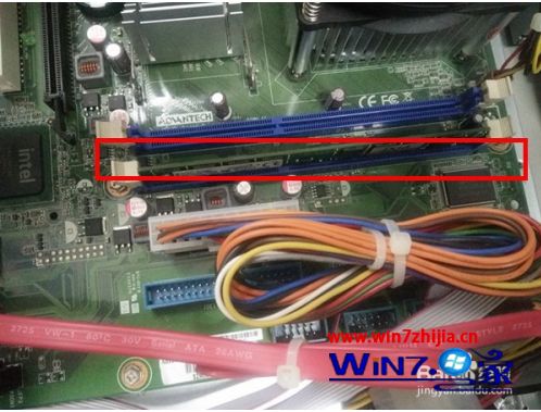 为什么显示屏不亮_主机亮了显示器无信号如何修复