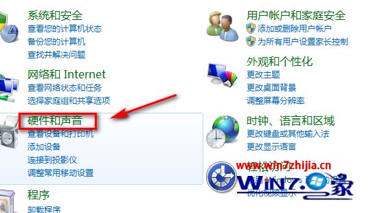 台式电脑亮度怎么调整_台式电脑亮度在哪里调